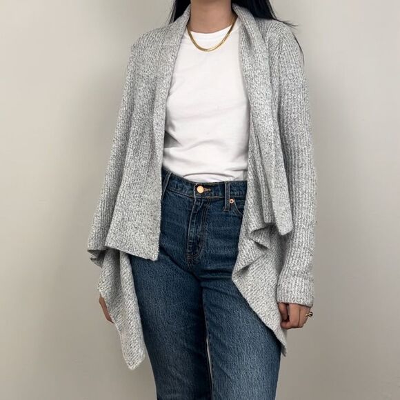 Guess Light Grey Cardigan - Picture 2 of 8